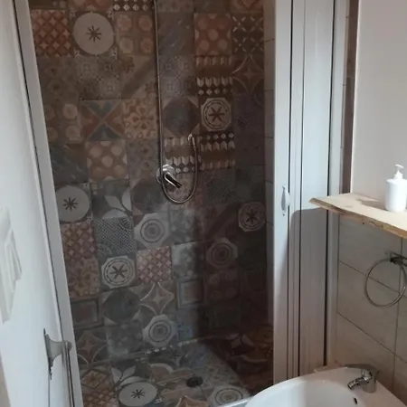 ホームステイ Casa Antadia 25 パレルモ